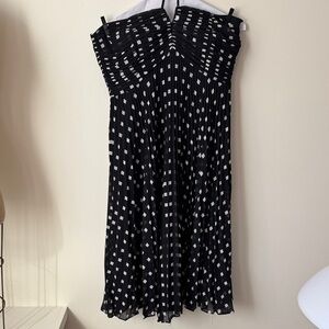 Ann Taylor black and white dotted strapless party dress. Size 8.